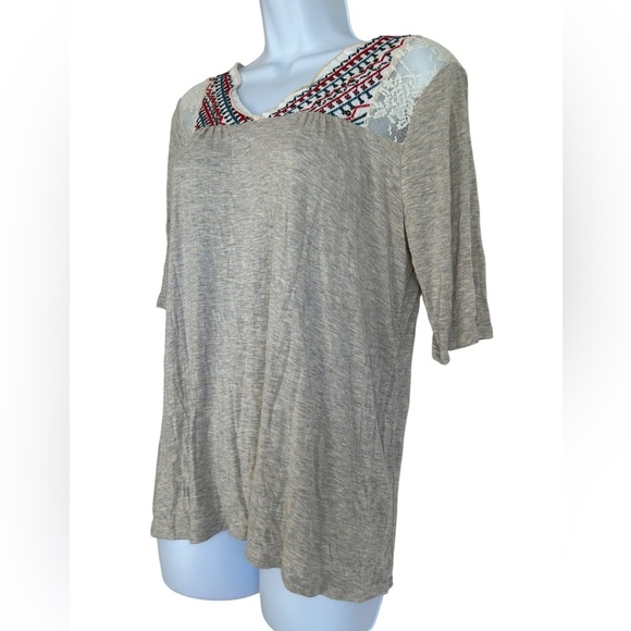 DAYTRIP LACE BOHO TOP - Picture 2 of 4